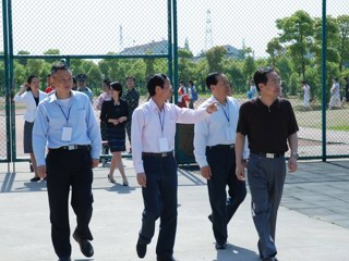 20090506市教育局领导视察bet365手机版下载体育中考考点