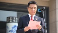bet365手机版下载法制副校长——锡山区检察院王卫检察长做法制讲座
